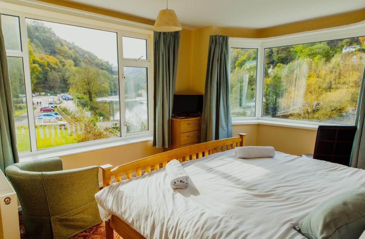 Wye Rapids House Bed & Breakfast Симъндс Ят Екстериор снимка